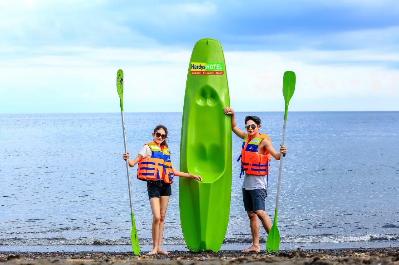 シンガラジャ ホテル Singaraja エクステリア 写真